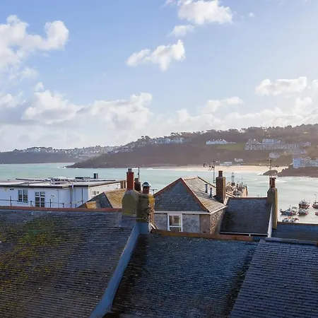 Harbour Moorings Holiday home